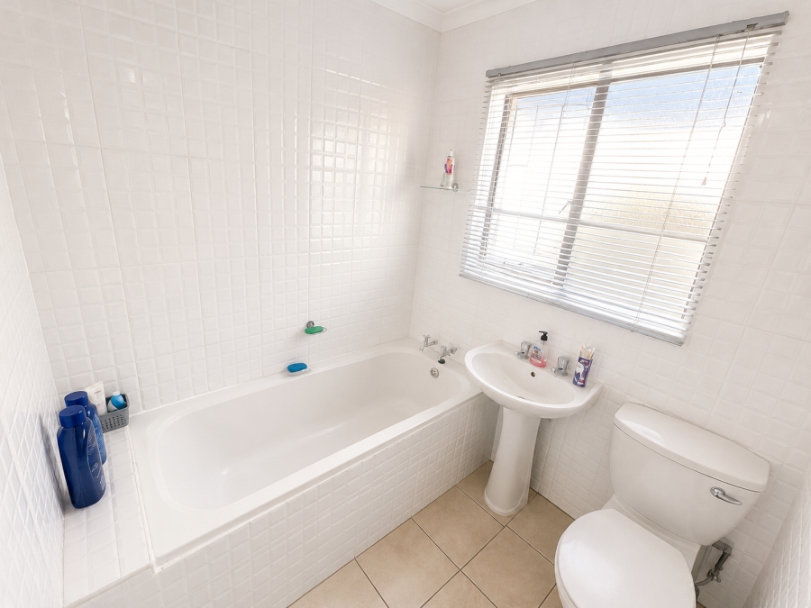 3 Bedroom Property for Sale in Tlhabane West North West